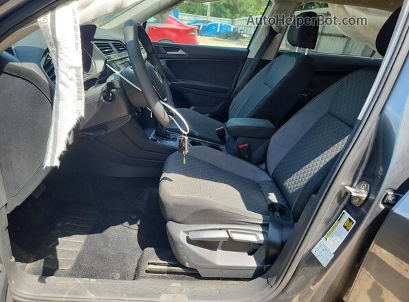 3VV1B7AX7JM009944 2018 VOLKSWAGEN TIGUAN Charcoal Widok wnętrza z przodu