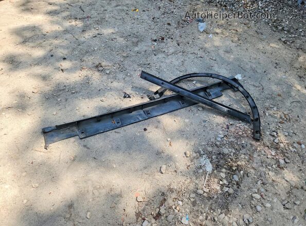 3VV1B7AX7JM009944 2018 VOLKSWAGEN TIGUAN Charcoal Widok naklejki z numerem VIN