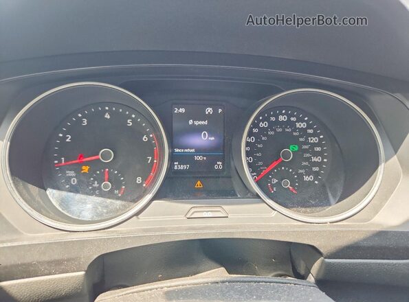 3VV1B7AX7JM009944 2018 VOLKSWAGEN TIGUAN Charcoal Widok zestawu wskaźników