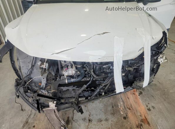 3VV1B7AX7JM017218 2018 VOLKSWAGEN TIGUAN White Engine compartment view