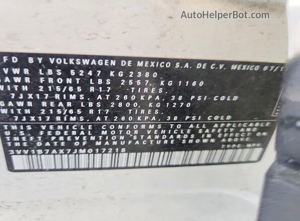 3VV1B7AX7JM017218 2018 VOLKSWAGEN TIGUAN White VIN sticker view