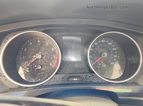 3VV1B7AX7JM017218 2018 VOLKSWAGEN TIGUAN White Instrument cluster view