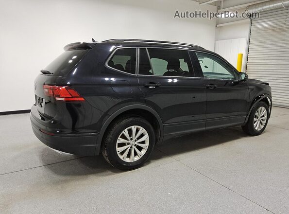 3VV1B7AX7LM180681 2020 VOLKSWAGEN TIGUAN Black 