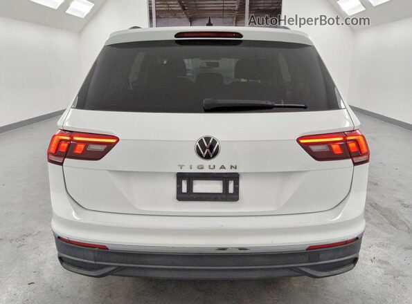 3VV1B7AX7NM083077 2022 VOLKSWAGEN TIGUAN White უკანა ხედი