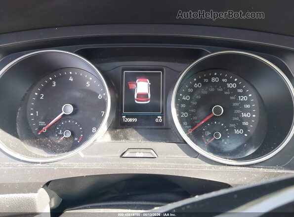 3VV1B7AX8JM068999 2018 VOLKSWAGEN TIGUAN Черный Вид задних сидений