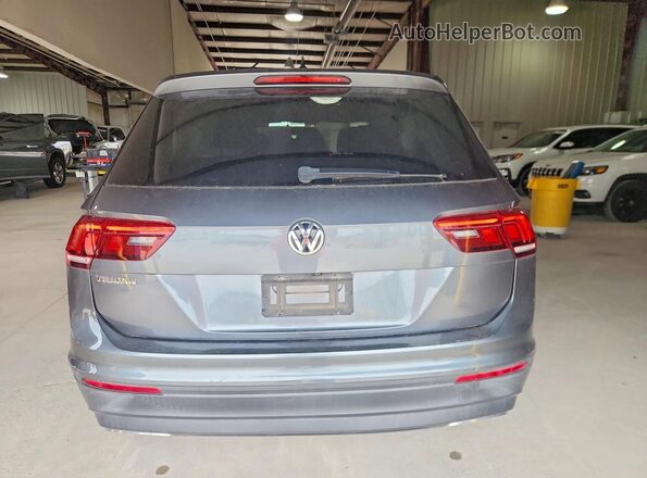 3VV1B7AX8LM097924 2020 VOLKSWAGEN TIGUAN Gray Rear view