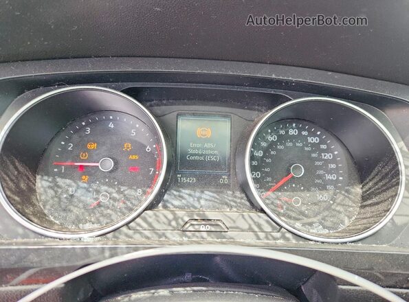 3VV1B7AX9JM021447 2018 VOLKSWAGEN TIGUAN Blue Widok zestawu wskaźników