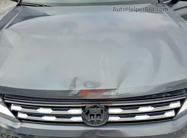 3VV1B7AX9JM079476 2018 VOLKSWAGEN TIGUAN Gray Widok wnętrza z tyłu