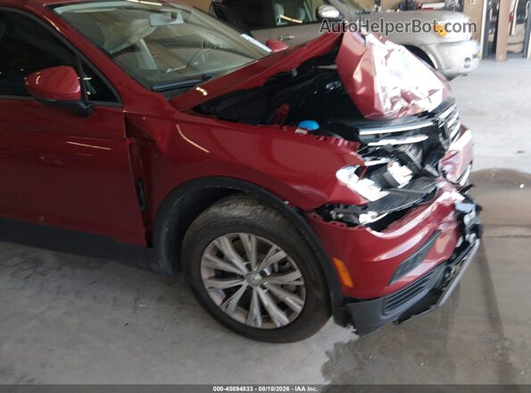 3VV1B7AX9JM104330 2018 VOLKSWAGEN TIGUAN Red Вид спереду
