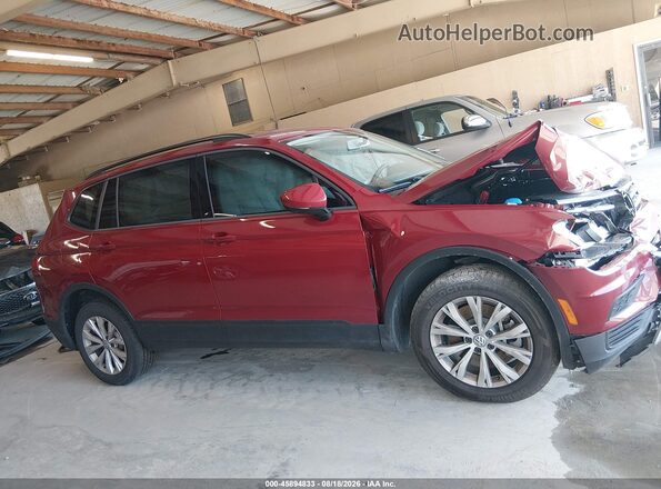 3VV1B7AX9JM104330 2018 VOLKSWAGEN TIGUAN Red Вид щитка приладів