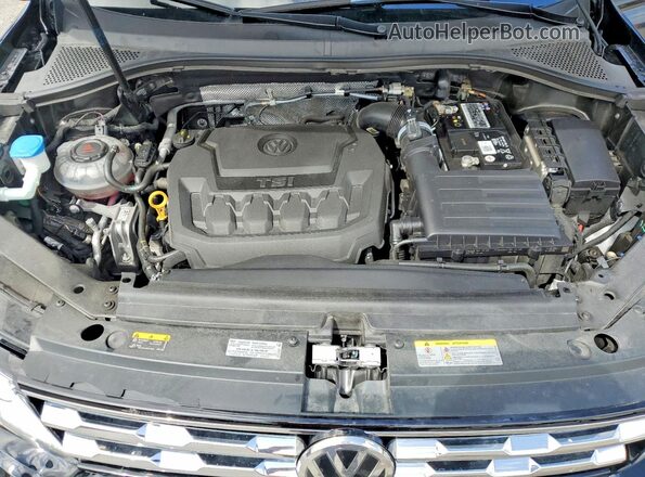 3VV1B7AX9MM086996 2021 VOLKSWAGEN TIGUAN Black Engine compartment view