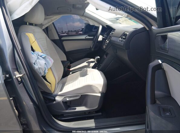 3VV1B7AX9NM021342 2022 VOLKSWAGEN TIGUAN Gray Vista interior delantera