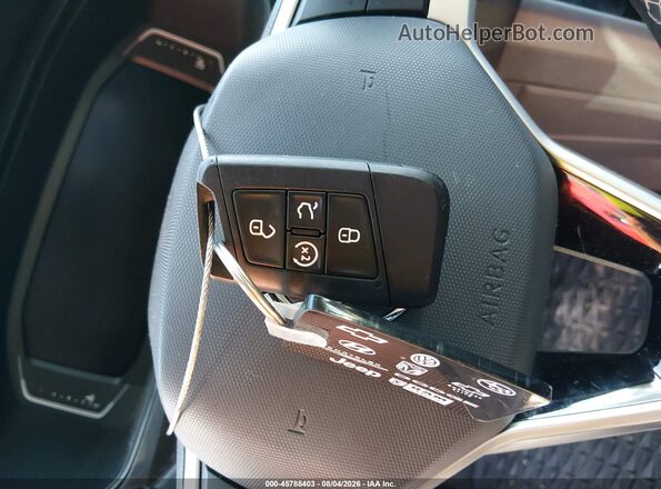 3VV1X7B20NM004675 2022 VOLKSWAGEN TAOS White Dashboard view