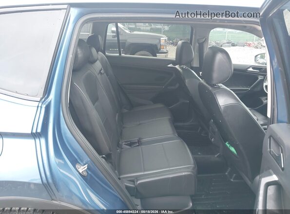 3VV2B7AX0JM110098 2018 VOLKSWAGEN TIGUAN Blue Вид наклейки з VIN-кодом