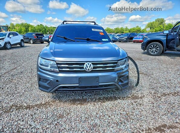 3VV2B7AX0JM184377 2018 VOLKSWAGEN TIGUAN Gray Front view