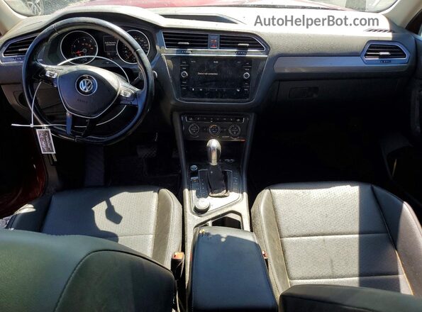 3VV2B7AX0KM122107 2019 VOLKSWAGEN TIGUAN Maroon Vista del salpicadero
