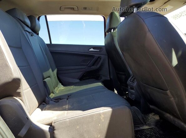 3VV2B7AX0KM122107 2019 VOLKSWAGEN TIGUAN Maroon Vista interior trasera