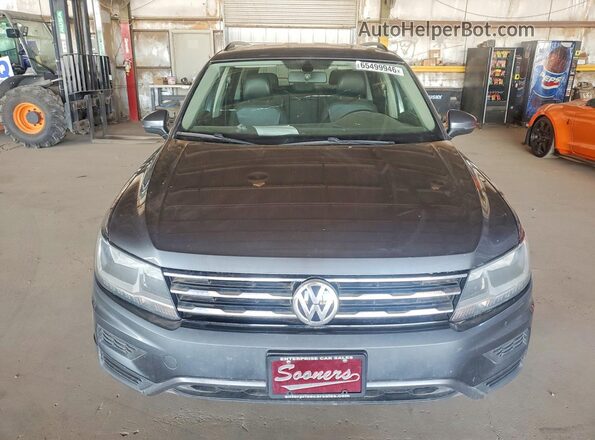 3VV2B7AX0LM091698 2020 VOLKSWAGEN TIGUAN Серый Вид спереди