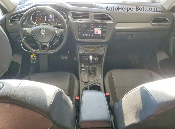 3VV2B7AX0LM091698 2020 VOLKSWAGEN TIGUAN Серый Вид панели приборов