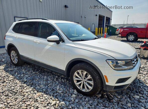3VV2B7AX1JM097524 2018 VOLKSWAGEN TIGUAN White Przód prawy