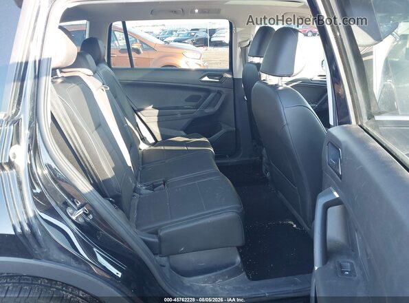 3VV2B7AX1JM123278 2018 VOLKSWAGEN TIGUAN Черный Вид наклейки с VIN-кодом