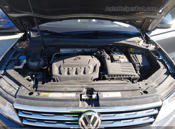 3VV2B7AX1JM206256 2018 VOLKSWAGEN TIGUAN Серый Вид сзади
