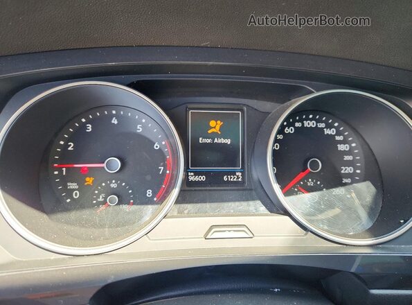 3VV2B7AX1LM164495 2020 VOLKSWAGEN TIGUAN Gray Widok zestawu wskaźników