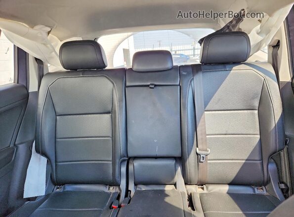 3VV2B7AX1MM086138 2021 VOLKSWAGEN TIGUAN Gray Հետևի նստատեղերի տեսք