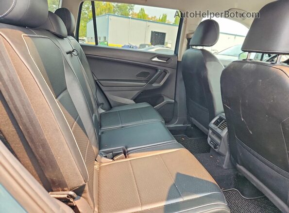 3VV2B7AX1MM127724 2021 VOLKSWAGEN TIGUAN Бирюзовый Вид задних сидений