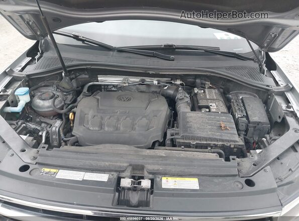 3VV2B7AX1NM061810 2022 VOLKSWAGEN TIGUAN Серебряный Вид сзади