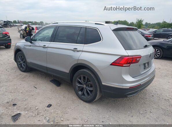 3VV2B7AX1NM061810 2022 VOLKSWAGEN TIGUAN Серебряный Задняя левая четверть