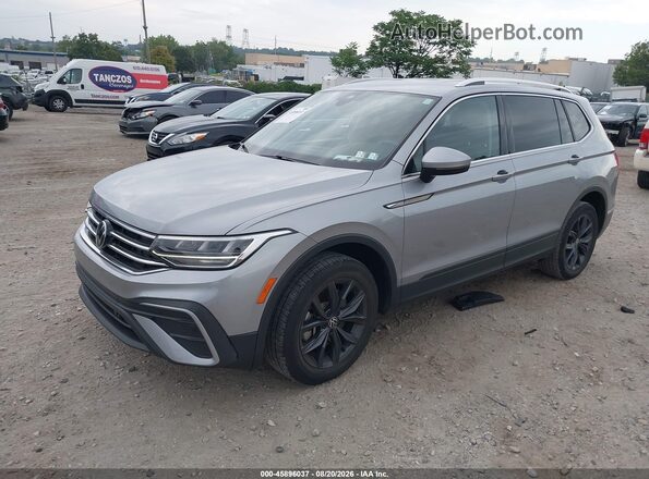 3VV2B7AX1NM061810 2022 VOLKSWAGEN TIGUAN Серебряный Передняя левая четверть
