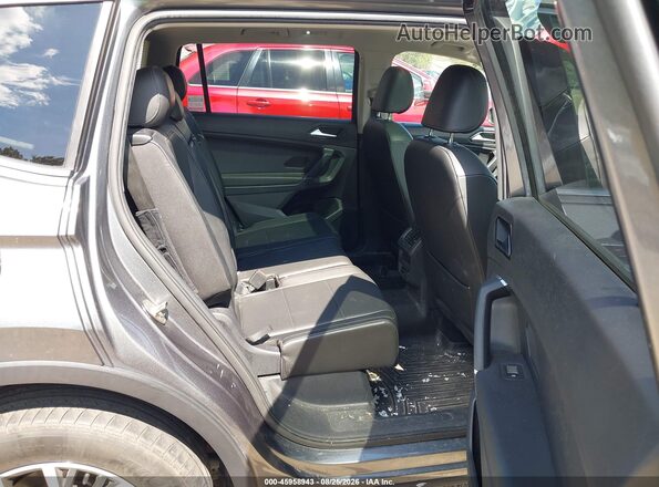 3VV2B7AX2JM200708 2018 VOLKSWAGEN TIGUAN Gray VIN sticker view