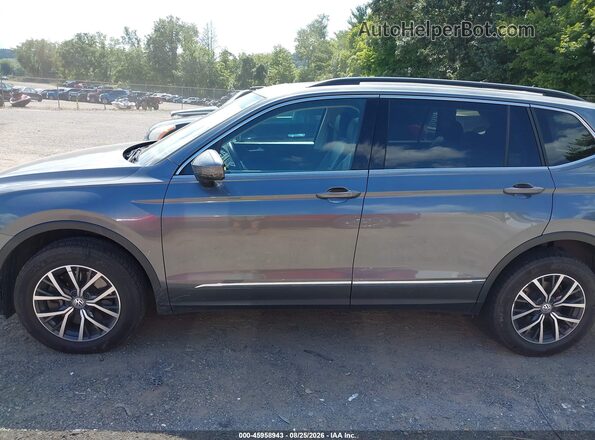 3VV2B7AX2JM200708 2018 VOLKSWAGEN TIGUAN Gray 360 interior view
