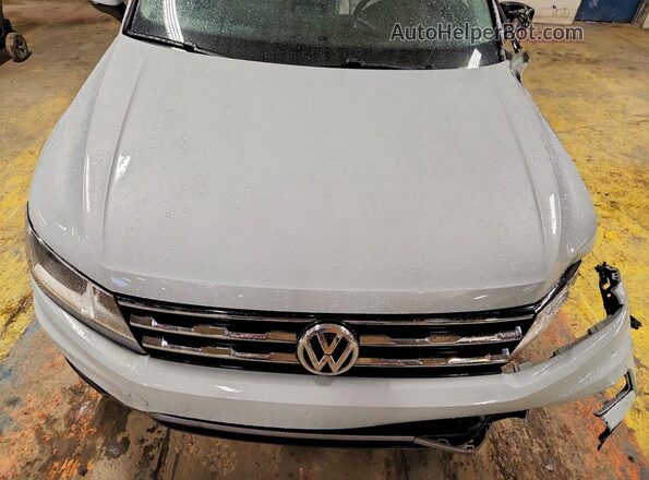 3VV2B7AX2KM038631 2019 VOLKSWAGEN TIGUAN Белый Вид подкапотного пространства