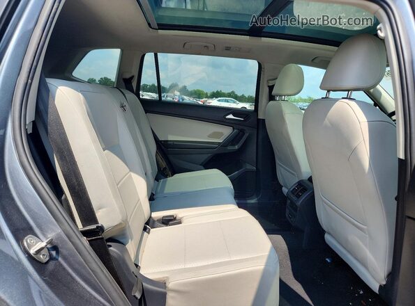 3VV2B7AX2KM122125 2019 VOLKSWAGEN TIGUAN Серый Вид задней части салона
