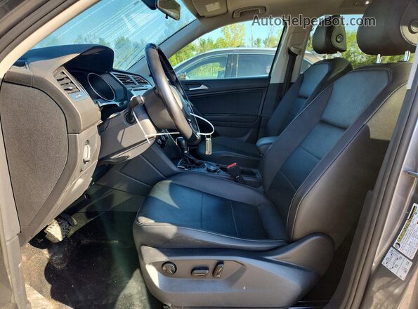 3VV2B7AX2KM176461 2019 VOLKSWAGEN TIGUAN Charcoal Widok wnętrza z przodu