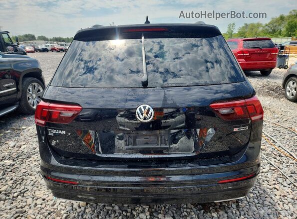 3VV2B7AX2LM063885 2020 VOLKSWAGEN TIGUAN Black Rear view