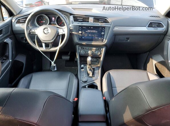 3VV2B7AX2LM154011 2020 VOLKSWAGEN TIGUAN Black წინა პანელის ხედი