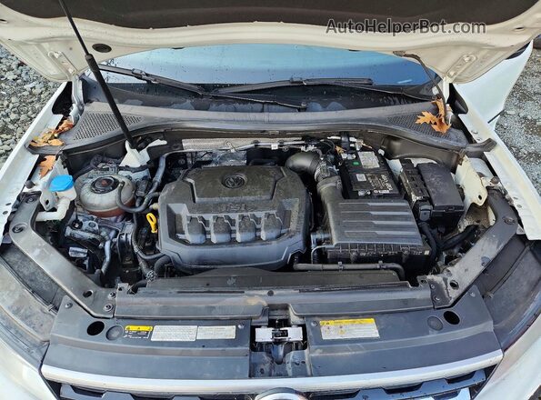 3VV2B7AX2MM004546 2021 VOLKSWAGEN TIGUAN White Widok wnętrza z tyłu