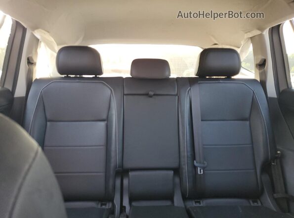 3VV2B7AX2MM083815 2021 VOLKSWAGEN TIGUAN Silver Vista de los asientos traseros