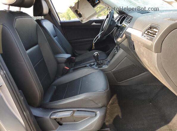 3VV2B7AX2MM083815 2021 VOLKSWAGEN TIGUAN Silver Vista interior delantera