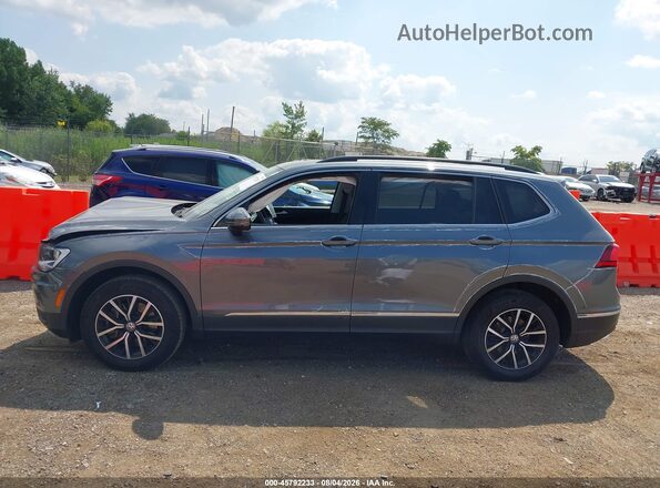 3VV2B7AX2MM092773 2021 VOLKSWAGEN TIGUAN Black Սալոնի հետևի տեսք