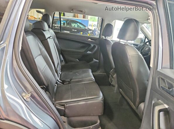 3VV2B7AX2MM095978 2021 VOLKSWAGEN TIGUAN Gray Вид задньої частини салону