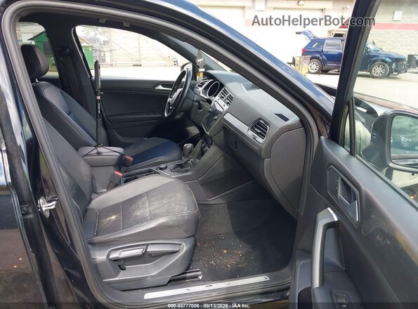 3VV2B7AX2MM102685 2021 VOLKSWAGEN TIGUAN Black Սալոնի դիմացի տեսք