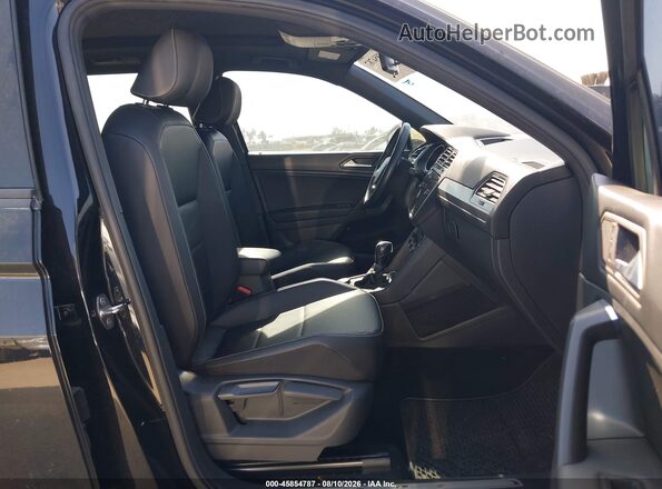 3VV2B7AX2MM110642 2021 VOLKSWAGEN TIGUAN Black Սալոնի դիմացի տեսք