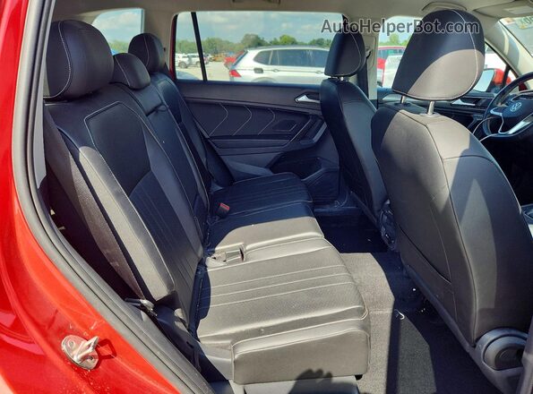 3VV2B7AX2NM125269 2022 VOLKSWAGEN TIGUAN Красный Вид задних сидений