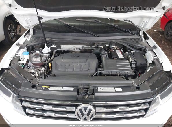 3VV2B7AX3JM086590 2018 VOLKSWAGEN TIGUAN White Widok z tyłu