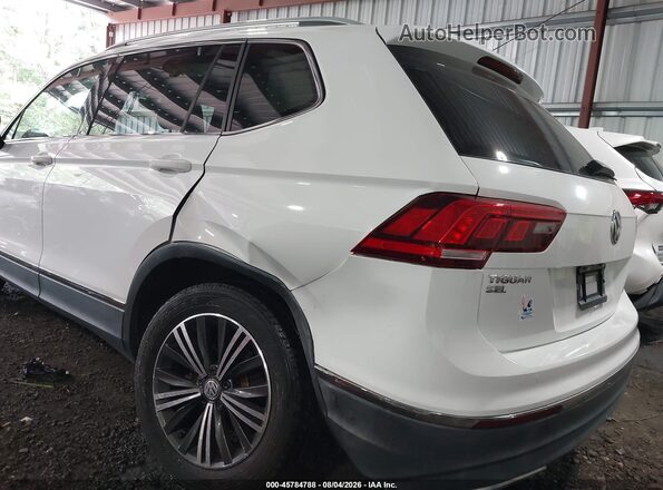 3VV2B7AX3JM086590 2018 VOLKSWAGEN TIGUAN White Widok z przodu