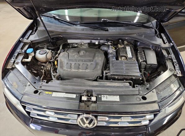 3VV2B7AX3LM095227 2020 VOLKSWAGEN TIGUAN Black Vista del compartimento del motor